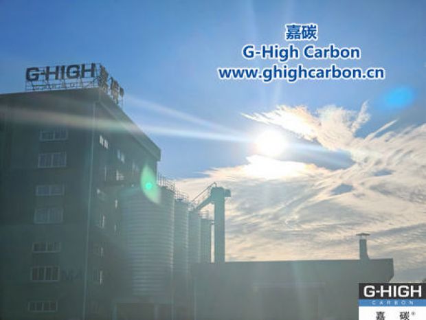 下班時(shí)分，天空上演白云盛宴，員工紛紛記錄美好時(shí)刻。